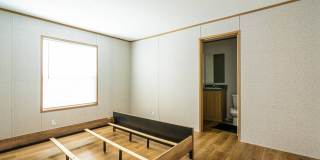 160 Forrest Ave Gallery 7