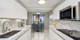 161 E Chicago Avenue unit: 31E Gallery 8