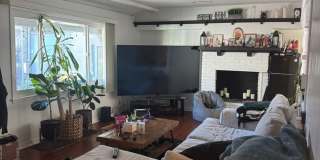 Spacious 3BR House in Woodland Hills Gallery 7