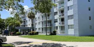 480 Executive Center Drive 480 Executive Center Drive Gallery 1
