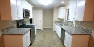 Large 3 Bedroom Home In Enterprise Area Gallery 4