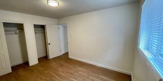 211-219 S Whipple Rd Gallery 25