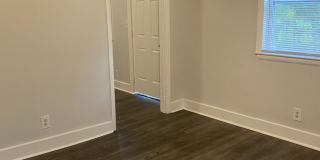 3128 Ridge Avenue Gallery 3