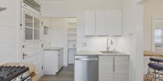 814 Mulford, Gallery 9