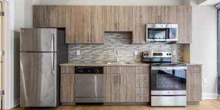 1300-6 CHESTNUT Street Gallery 4