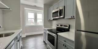 306 W Franklin Gallery 19