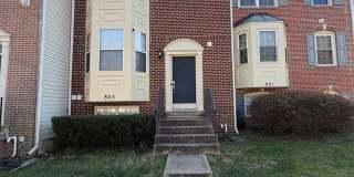 803 FARAWAY CT Gallery 1