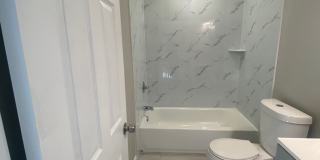 Remodeled Home - Oak Lane Gallery 17