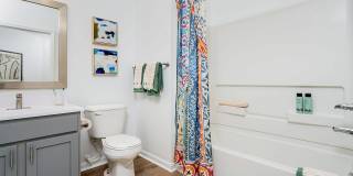 Warner West Apartments Gallery 12