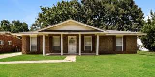 5731 Roxboro Drive Gallery 1
