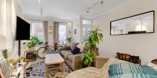 824 N JUDSON Street Gallery 1