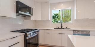 10425 Pinyon Avenue Gallery 8