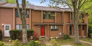 1382 ALMOND DR Gallery 2