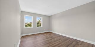 Bright 1 Bedroom Home with Refreshed Interior & In-Unit Laundry Gallery 6