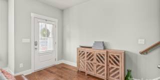 554 Amalfi Drive Gallery 17