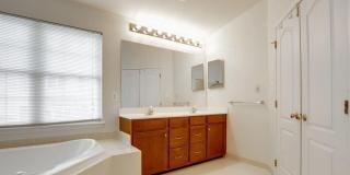 25859 KIRKWOOD Square Gallery 26