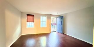 Beautifully Renovated 2-Bedroom Home in Baltimore, MD! Gallery 3