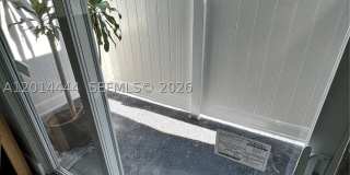 1412 NE 17th Ct Gallery 6