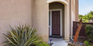 32947 Cozy Gallery 33