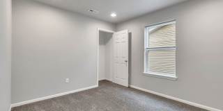 Beautiful 2 Bed 2 Bath | Waterloo | Near Lost Island Waterpark Gallery 40
