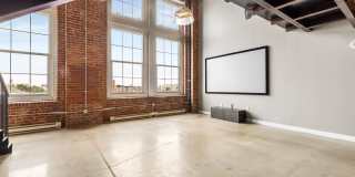 1101 WASHINGTON Avenue Gallery 2