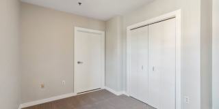 Charming 2 Bedroom-No Broker Fee Gallery 4