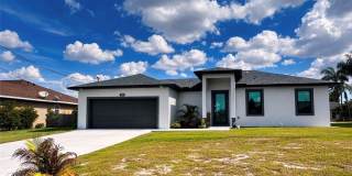 465 Petite Avenue Gallery 1