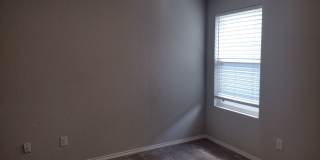 Charming 3 bedroom in Republic Creek! Gallery 24