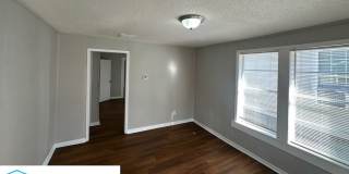 1596 Barton Street Gallery 7