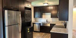 Spacious 4BR + Bonus Room – Available May 10! Regency Area! Gallery 7