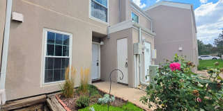 Utilities Included! Charming 2-Bed, 2-Bath Condo in Colorado Springs Gallery 4