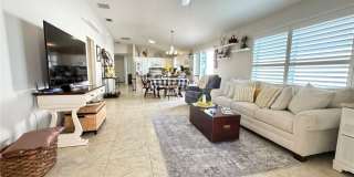1963 LADYFISH Avenue Gallery 3