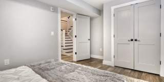 15 W Bellflower Gallery 16