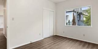 1619 Fairview Street Gallery 11
