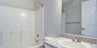 Rutland Place Gallery 14