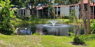 Seasonal/short term 2/2 ground floor condo downtown Sarasota. Gallery 14