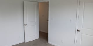 Now Available! Newer 4 BR Home in Decatur Schools! Gallery 12