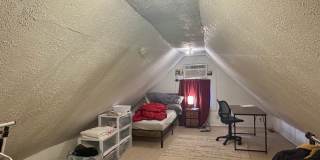 5 Bed/ 2 Bath on Fairview mins. from UC Campus Only $575/pp ($2,875/mo) + Free Wifi! AND a $250 sign on bonus!!! Gallery 28