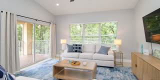 ** 3 BEDROOM COACH HOME FULLY REMODELED IN BERKSHIRE LANDINGS, NAPLES, FLORIDA ** SEASONAL ** Gallery 1