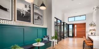 Silo at Epoca Gallery 33