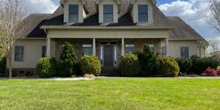 City of Maryville 37803 - SHORT TERM lease considered! Furnished! - 4 bedroom, 3.5 bath home - Call Troy Adams 865-233-6949 Gallery 1