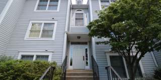 Updated - 2BD/2BA on 2nd floor with Balcony! Gallery 1