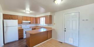 $1,850 - 3 Bed / 2 Bath Bright and Spacious Duplex in Spokane Valley Gallery 6