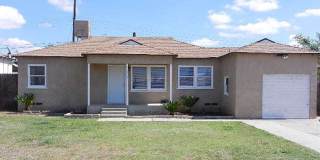 Charming 3 Bed, 1 Bath Home in 93308 – Comfortable Living in North Bakersfield Gallery 1