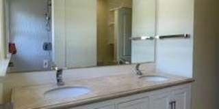 2521 Fairmount Avenue Gallery 40