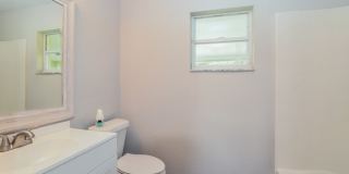 2897 Grayton Street Gallery 14