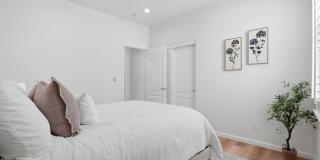 BRIGHT, OPEN RESIDENCE IN RIVERMARK HOME WITH EXCELLENT LAYOUT Gallery 30