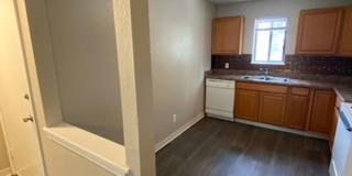 River Walk Apartments Gallery 61