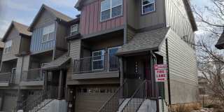Updated Townhome Close to Garden of the Gods! Gallery 1