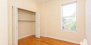 2452 N Southport Ave Gallery 6